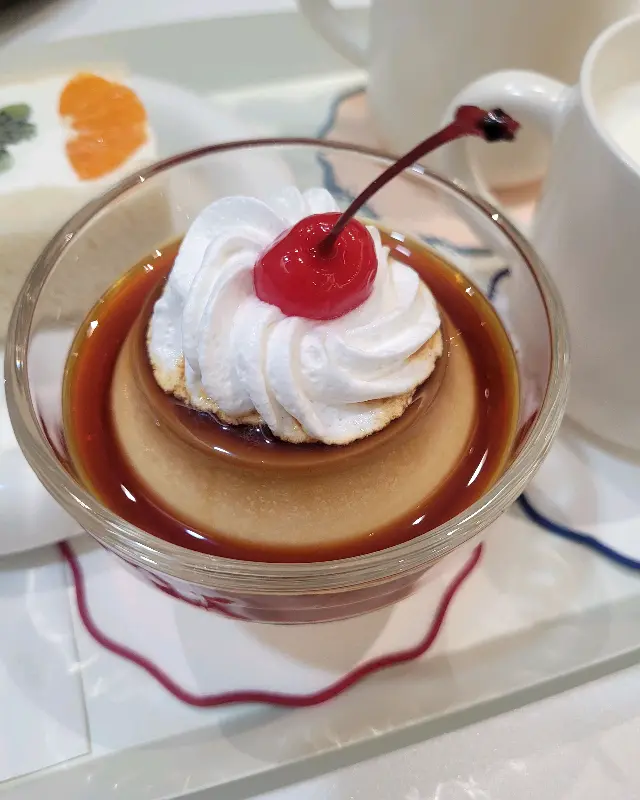 사랑스러운 분위기의 럭키크림