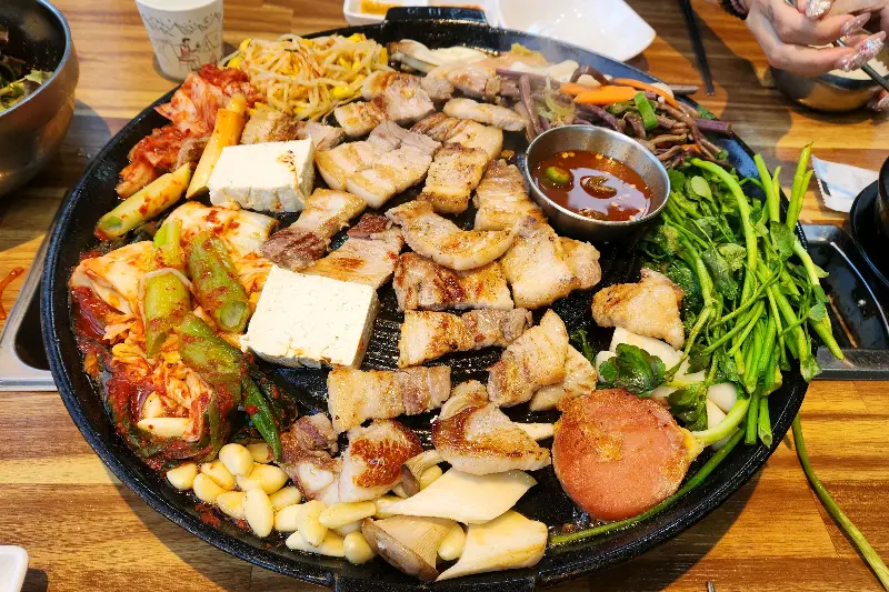 푸짐한 한 상 차림