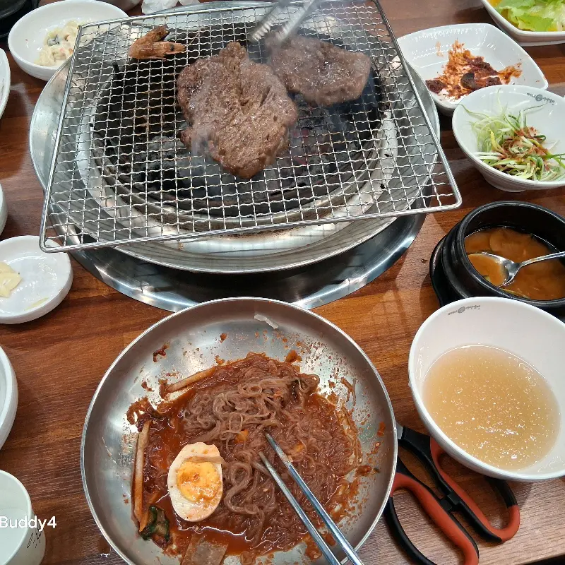 물냉면과 돼지갈비