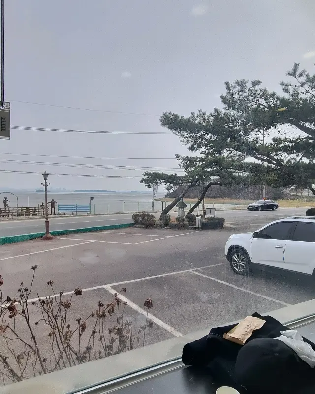 장어마을에서 바라본 바다 풍경