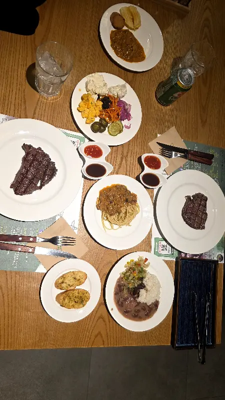 푸짐한 한 상 차림