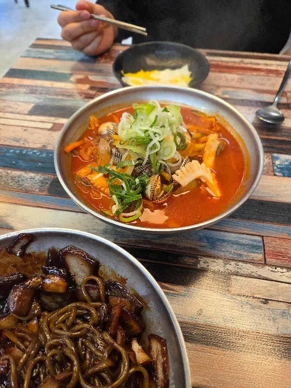꼬막짬뽕과 짜장면