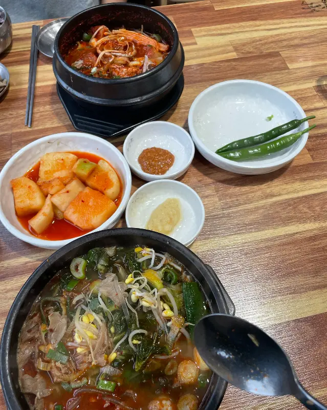 해장국과 돔베고기의 환상적인 만남