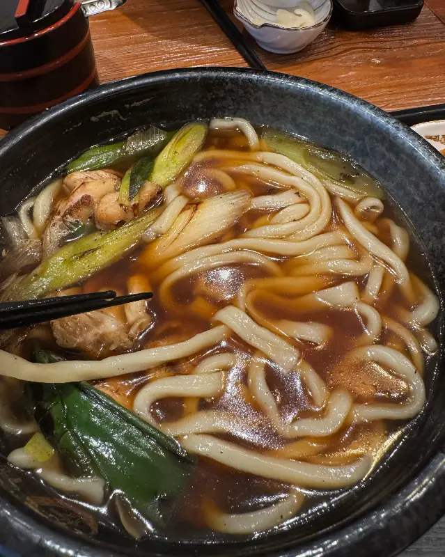 따뜻한 우동 한 그릇