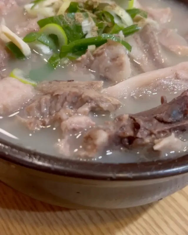 새길돼지국밥 돼지국밥