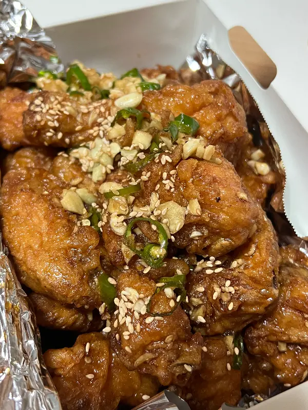 땡초치킨 비주얼