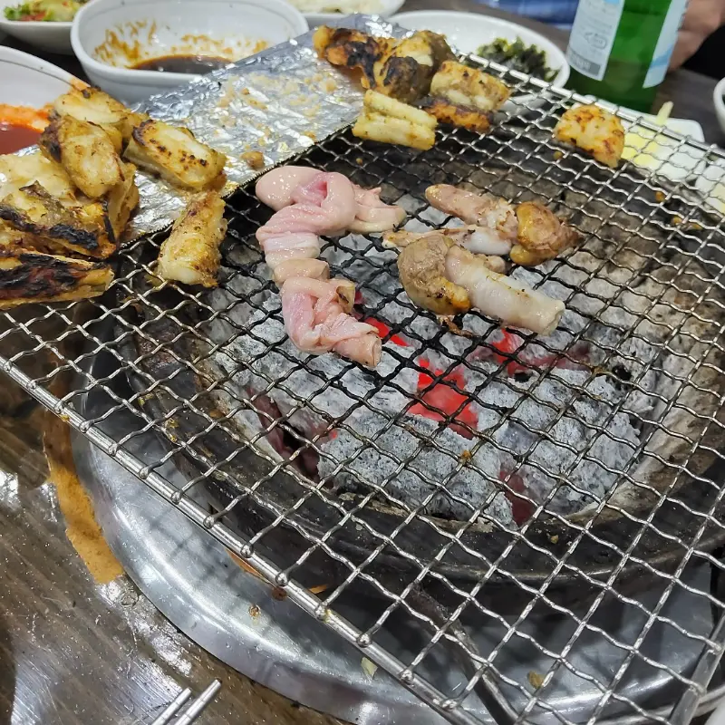 숯불 위 장어구이