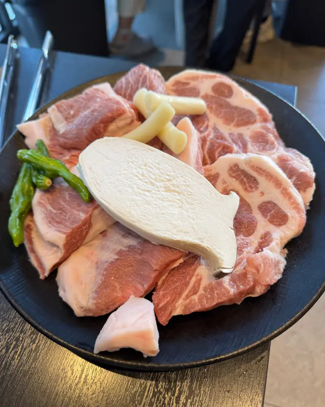 다양한 곁들임 메뉴