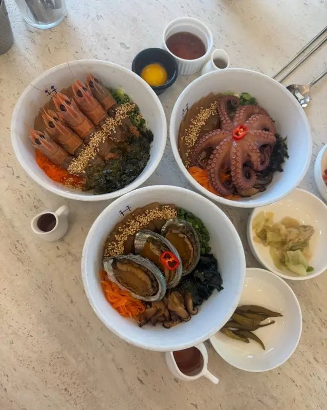 돌문어장 비빔밥, 딱새우장 비빔밥, 전복장 비빔밥