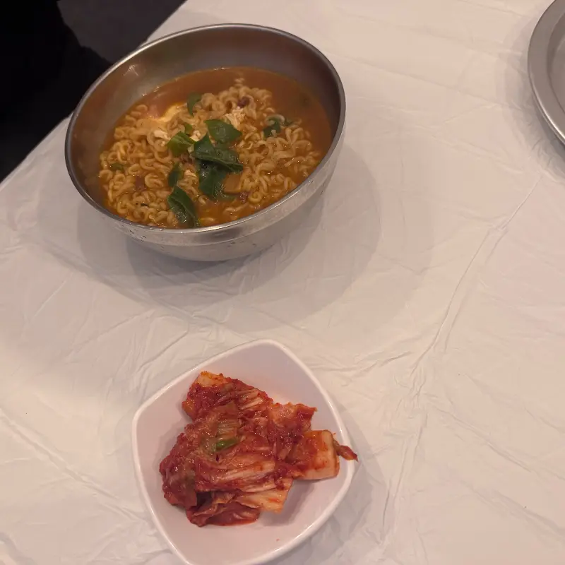 얼큰하고 시원한 홍게라면