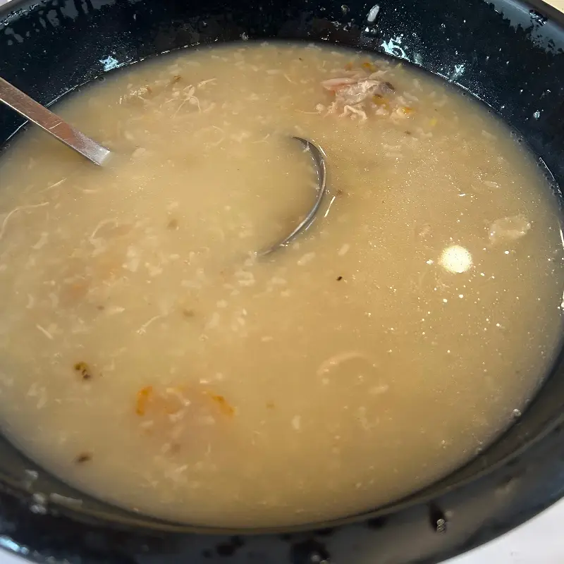 닭고기가 들어간 누룽지탕