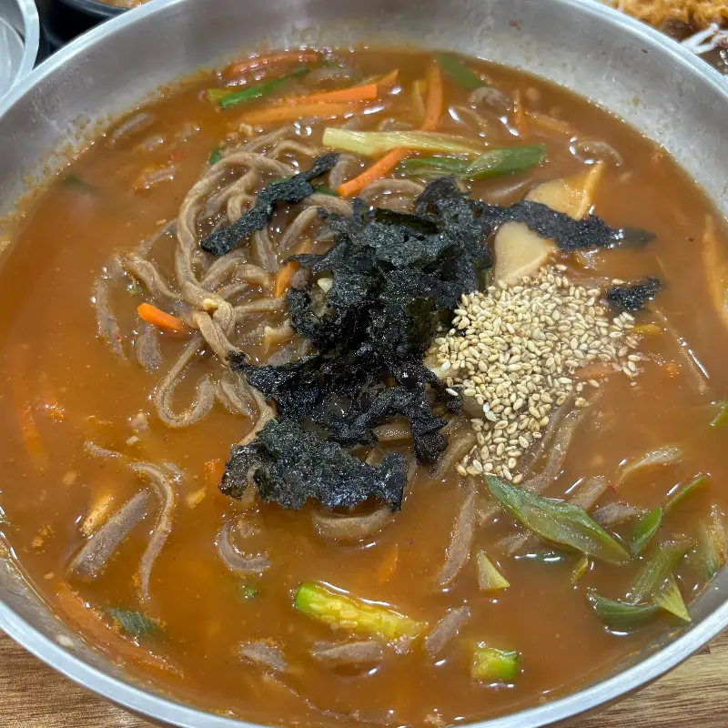 들깨 도토리 칼국수
