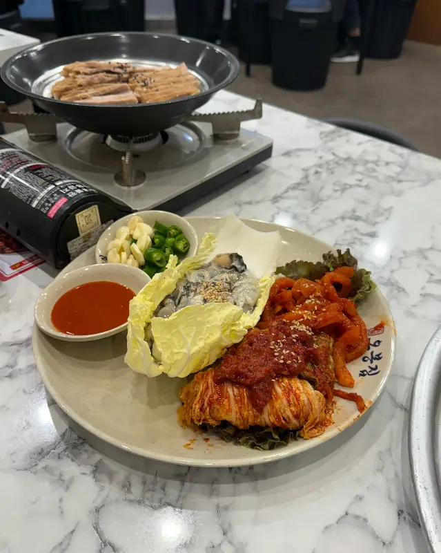 오봉집 보쌈, 굴