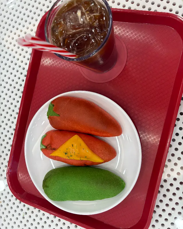 고추빵과 아메리카노