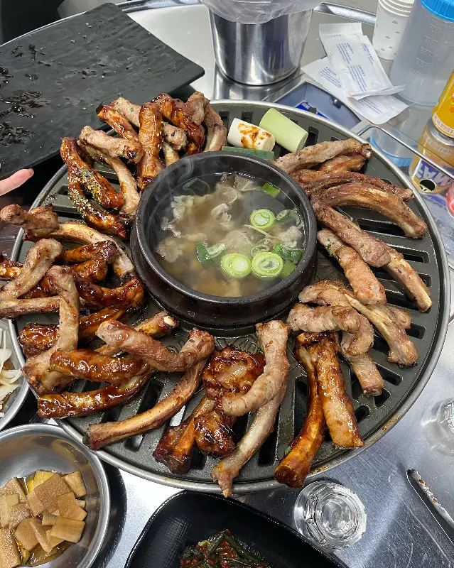 맛있게 구워진 쪽갈비
