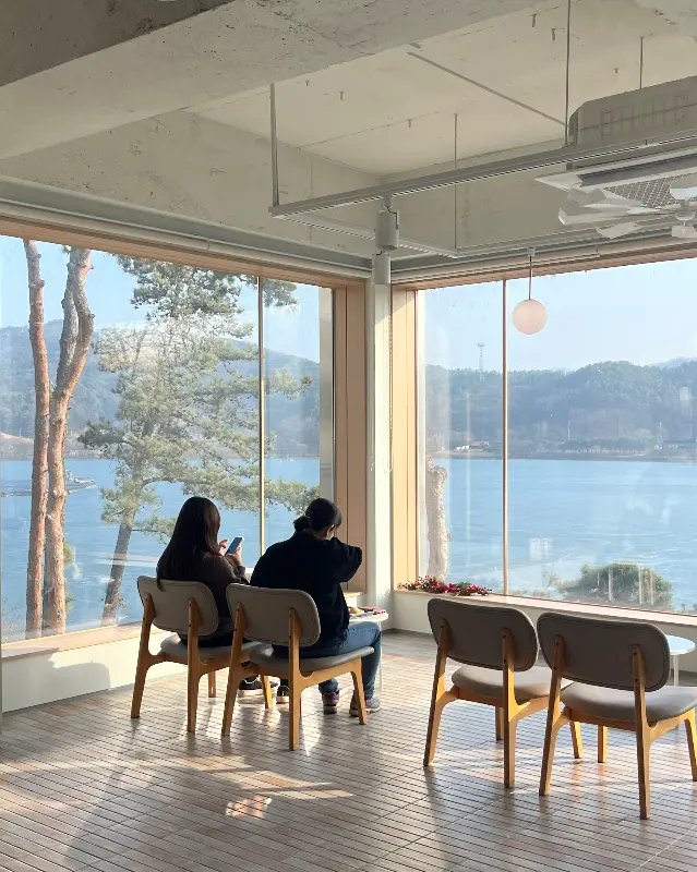 어썸레이크 호수 뷰