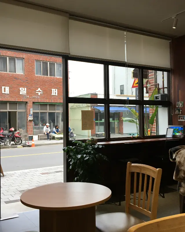 혜방원 창가에서 바라본 고령의 풍경