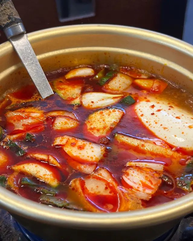 매콤한 순두부 찌개