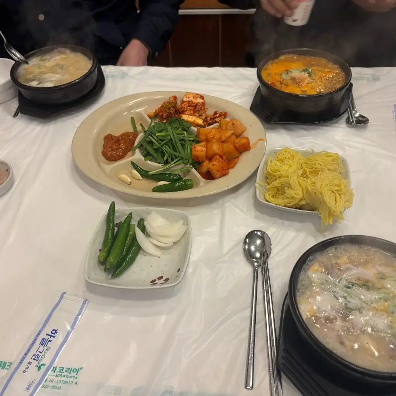 푸짐한 한 상 차림