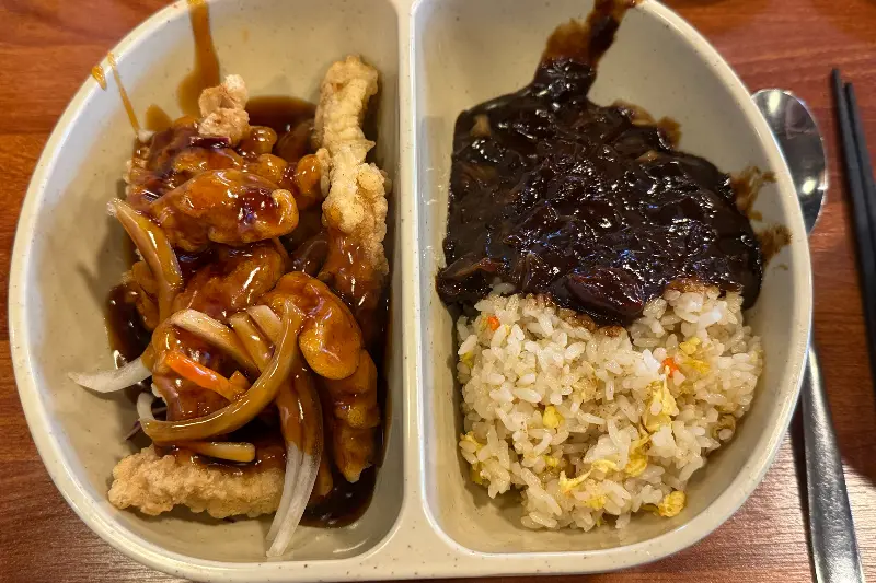 짜장과 탕수육의 환상적인 조합