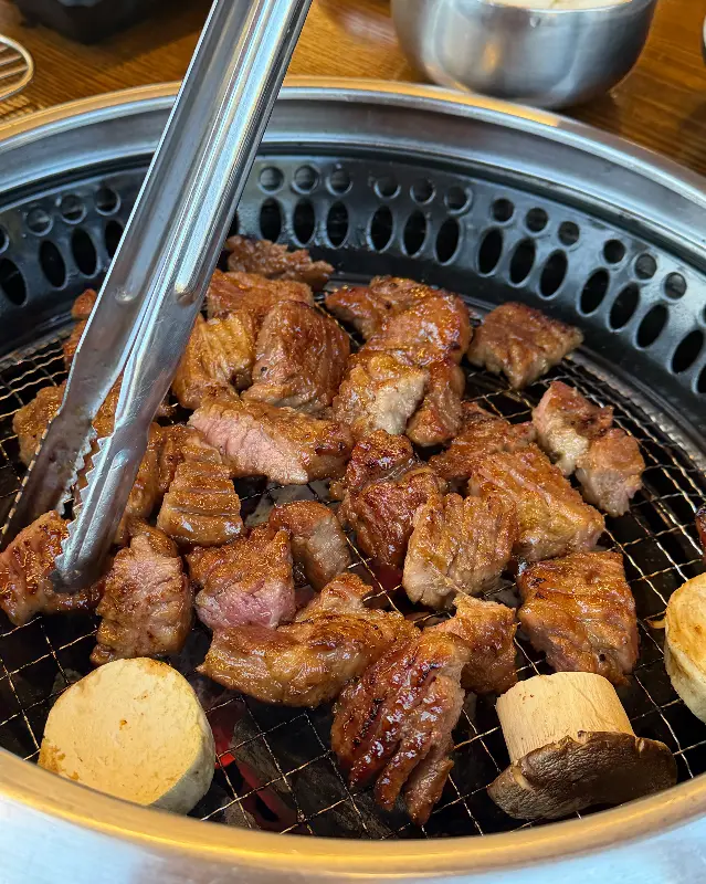 군침 도는 양념목살의 비주얼