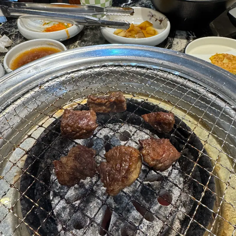 연탄불에 구워먹는 고기