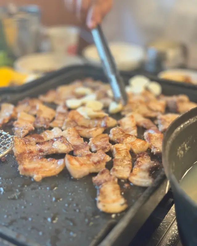 구워지는 삼겹살