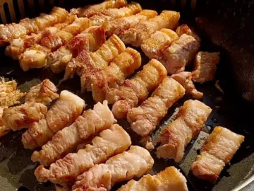 다시 피어난 추억, 동래에서 맛보는 인생 삼겹살 맛집 ‘맛찬들 왕소금구이’의 향수