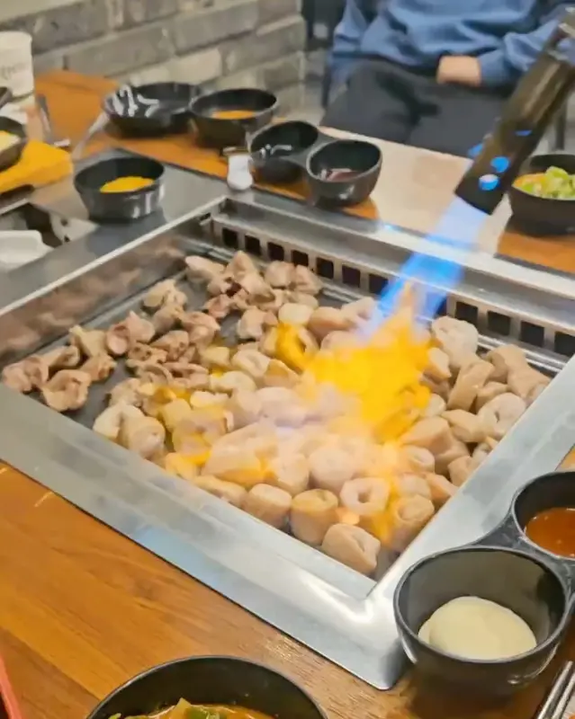 돈박사곱창막창 토치