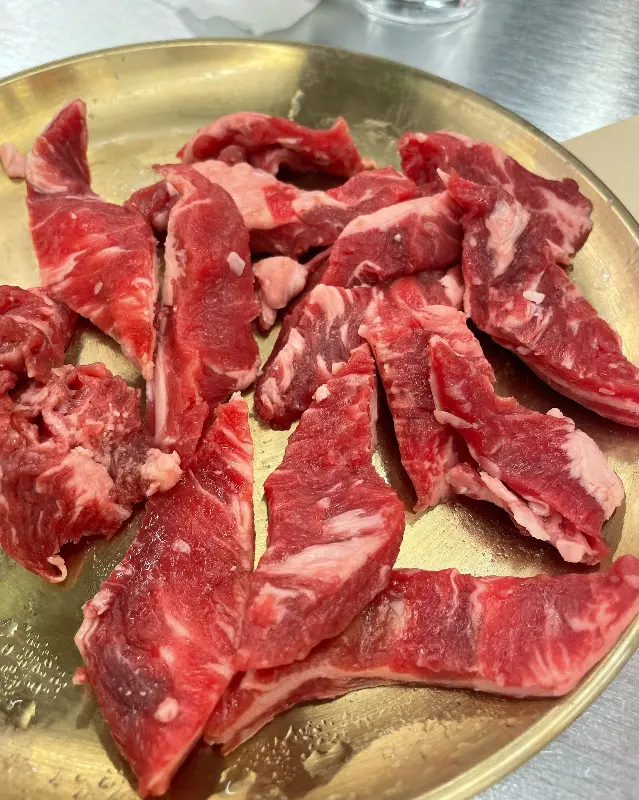 신선함이 느껴지는 소갈비살