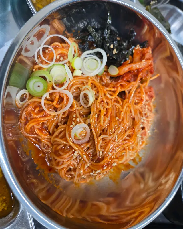 사장님표 서비스 열무국수