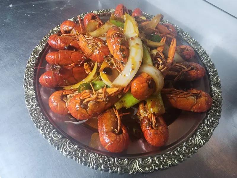 매콤한 향이 일품인 요리