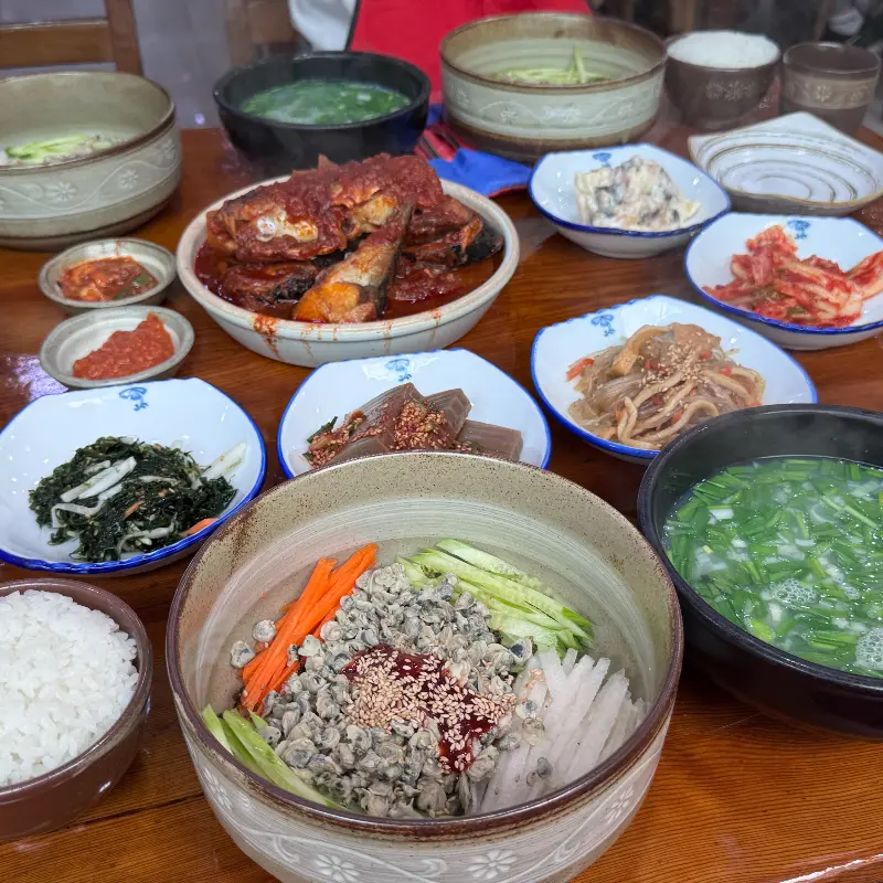 섬진강 재첩국 고등어조림