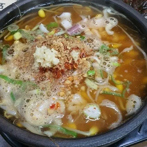 피순대 국밥의 매력적인 비주얼