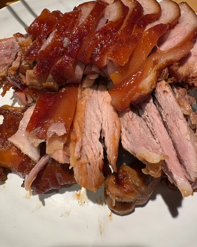 윤기가 자르르 흐르는 족발