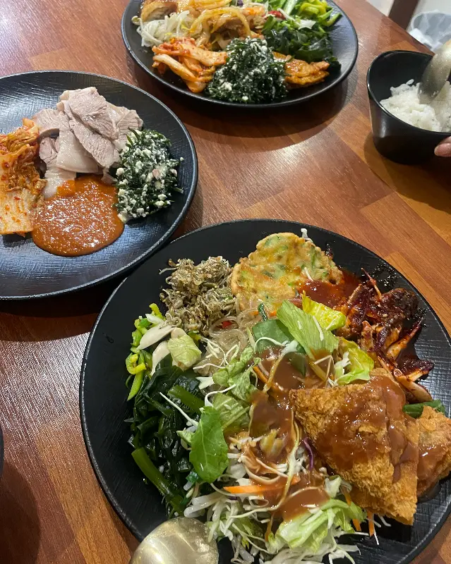 푸짐한 한 상 차림