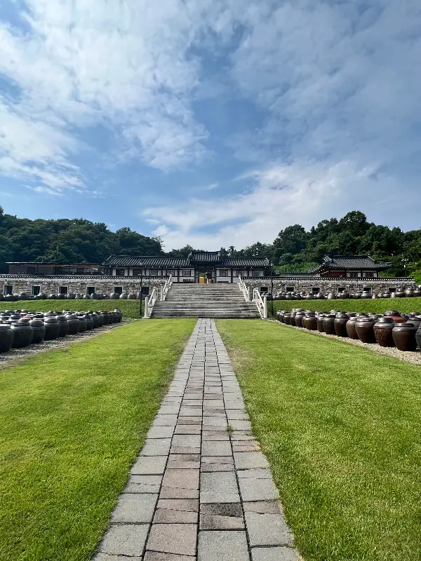 흑유재 외부 전경