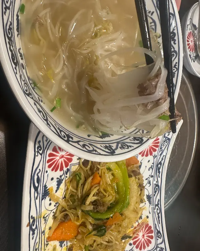 쌀국수와 볶음 쌀국수