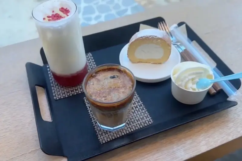 흑임자크림라떼와 디저트