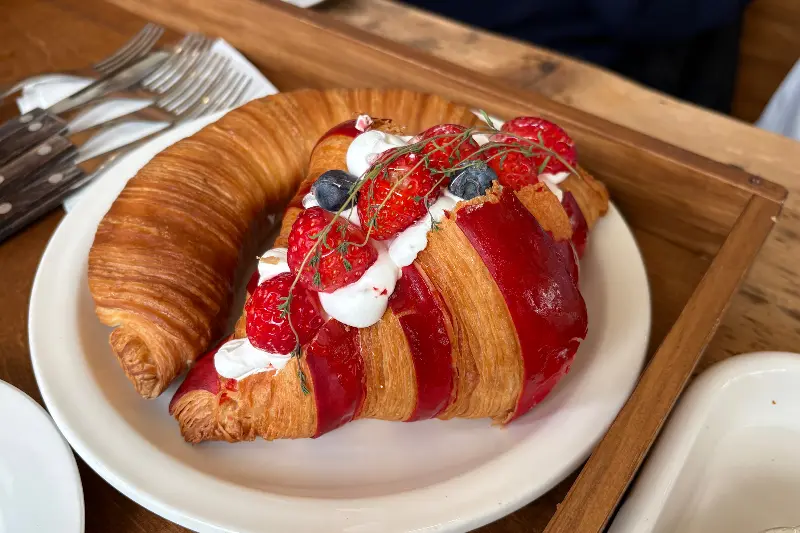 만겹우유크림 크루아상