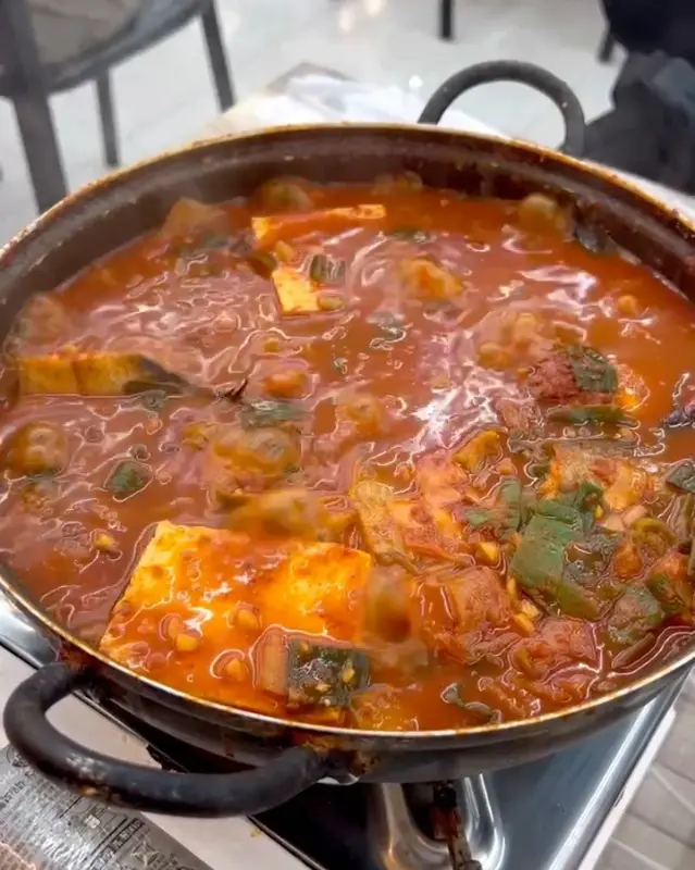 미주구리찌개의 클로즈업 샷