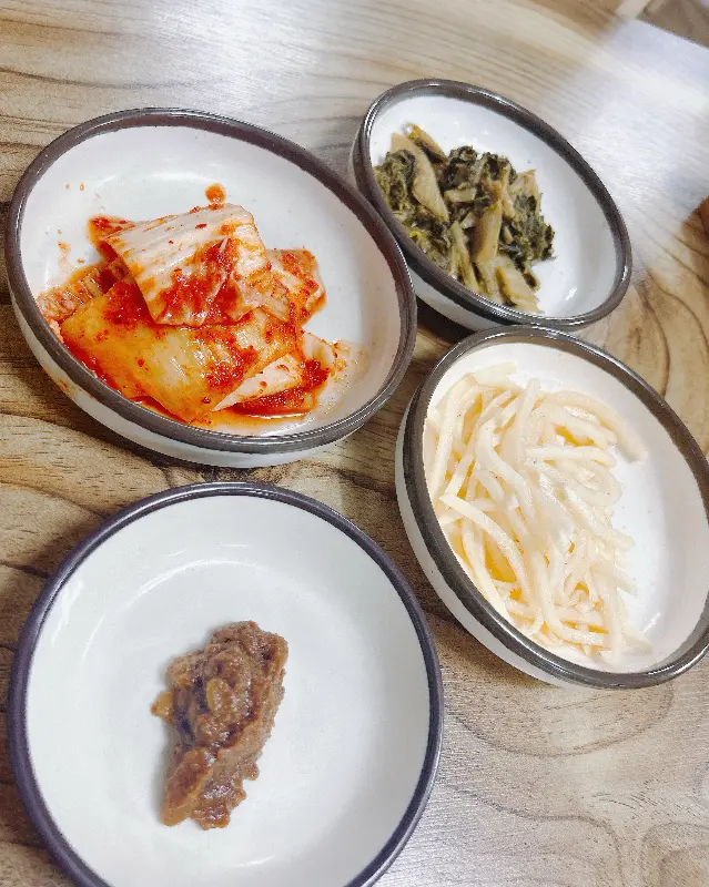 지천식당 밑반찬