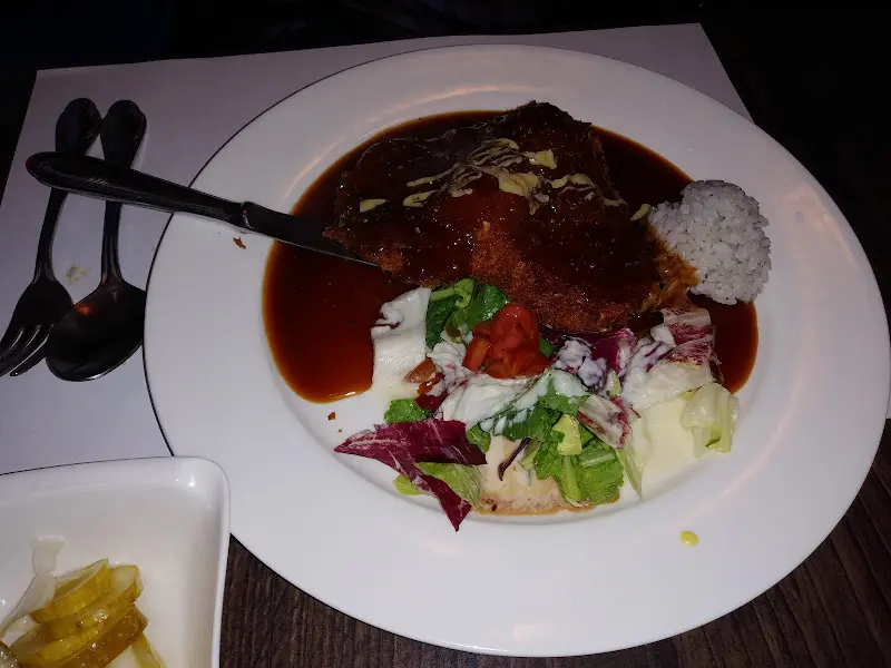 돈까스 한 상 차림