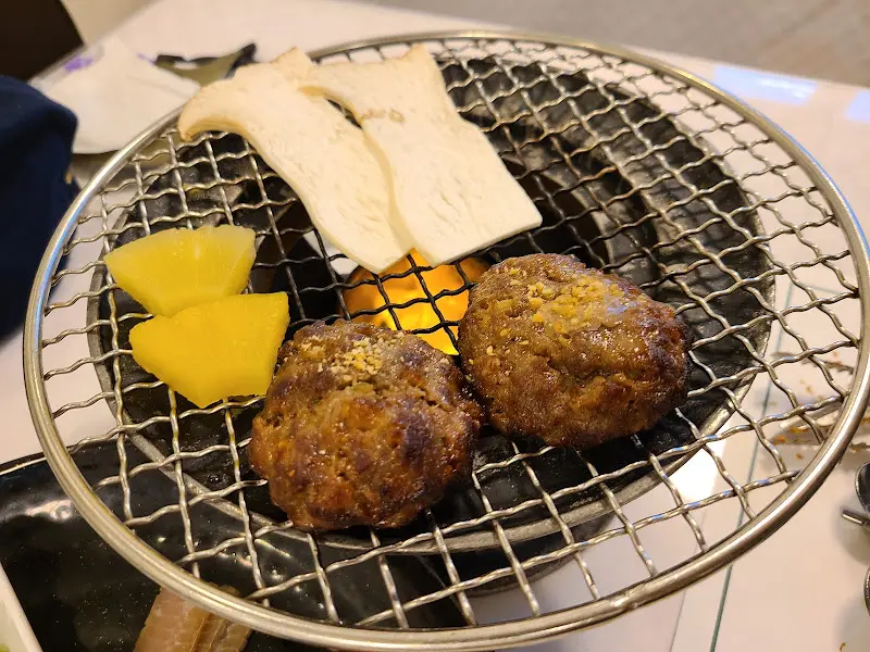 미니 화로에 구워 먹는 떡갈비