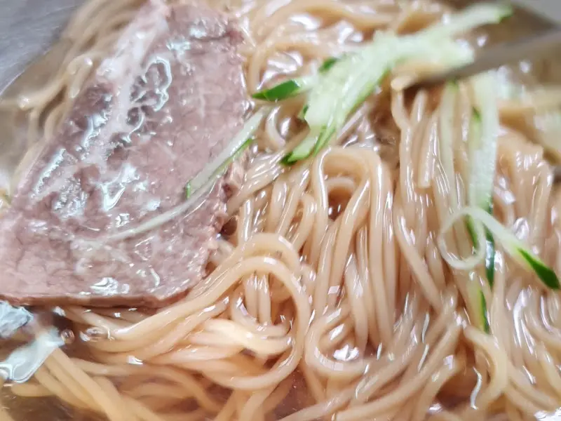 우정집 메뉴판, 물냉면, 비빔냉면, 사리 가격 정보