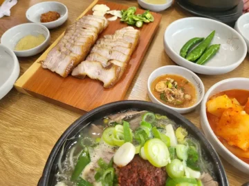 장안동에서 만나는 제주 고사리 해장국의 깊은 풍미, 서울 맛집 용두네해장국