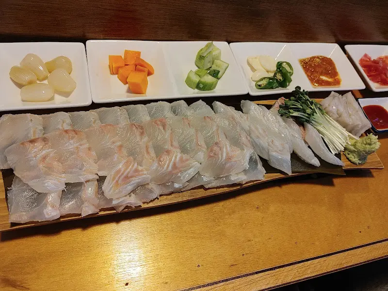 숙성 광어회 디테일 샷