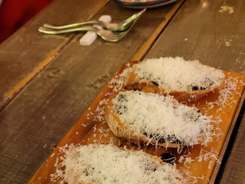 식전빵 브루스케타