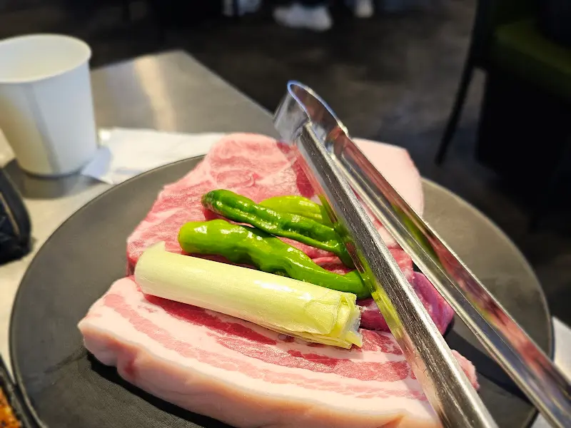 시원한 얼음 바스켓에 담겨 나오는 소주