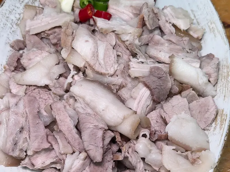 푸짐한 수육 한 상